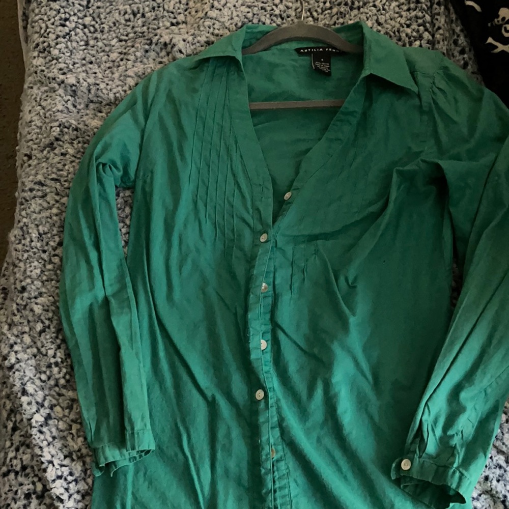 Antilia Femme small green button down shirt